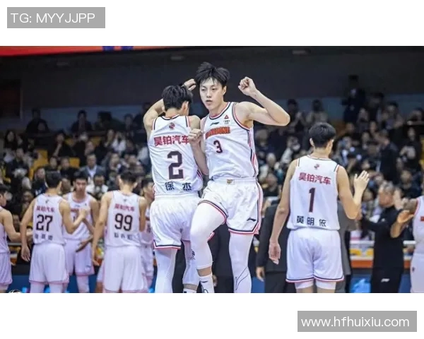 CBA精彩回顾广东队对阵北控队的精彩录播比赛分析与亮点总结